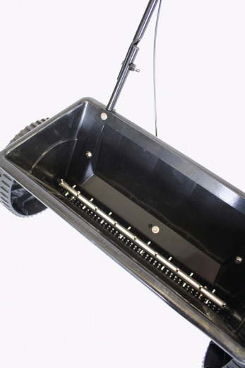 Trolla Walzenstreuer